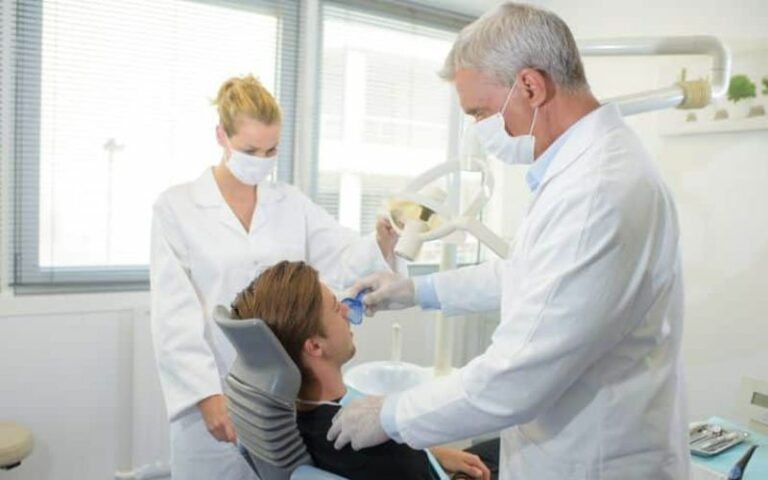 why to regularly visit the dentist