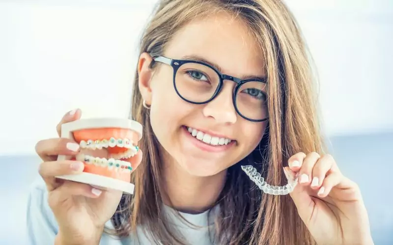Invisalign Clear Aligners vs. Traditional Braces